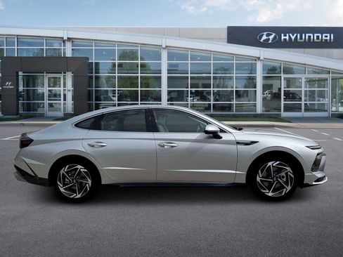 New 2026 Hyundai Sonata SEL image 9