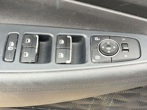 Used 2021 Hyundai Santa Fe SEL w/ Convenience Package FWD image 12