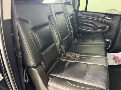 Used 2015 Chevrolet Suburban LT w/ Luxury Package image 39