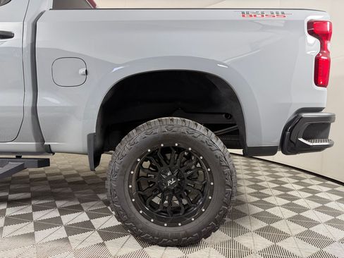 Used 2024 Chevrolet Silverado 1500 Custom Trail Boss AWD/4WD image 27