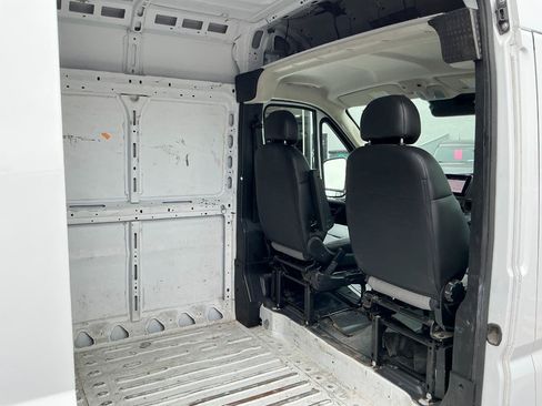Used 2023 RAM ProMaster 2500 FWD image 16