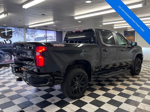 Used 2022 Chevrolet Silverado 1500 LT Trail Boss image 16