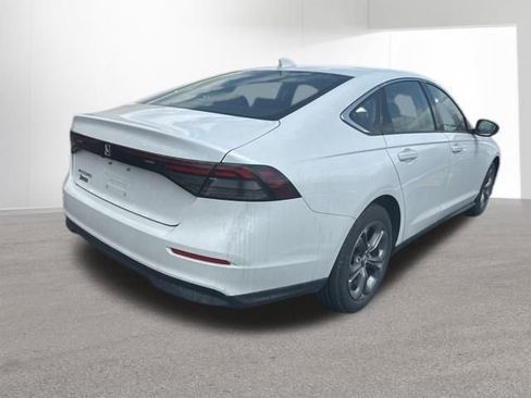 Used 2024 Honda Accord EX image 4
