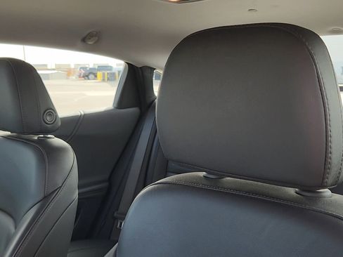 Used 2024 Chevrolet Malibu LT image 10