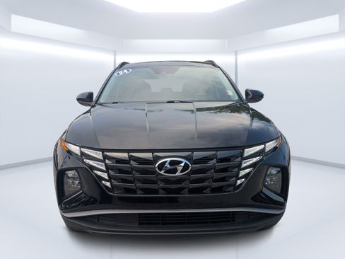 Certified 2024 Hyundai Tucson SEL FWD image 8