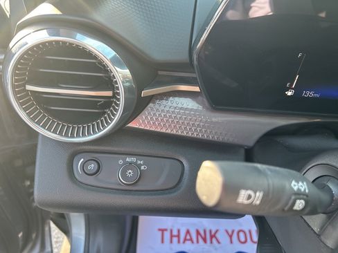 Used 2025 Chevrolet Trax ACTIV w/ Driver Confidence Package image 12