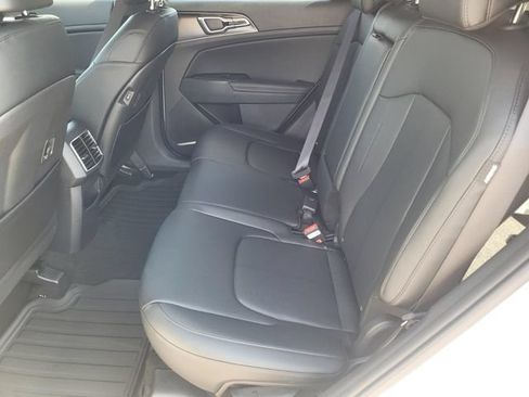 New 2026 Kia Sportage EX FWD image 12