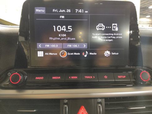 Used 2022 Kia Forte LXS FWD image 25