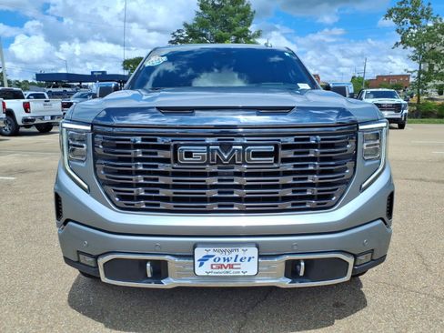 Used 2024 GMC Sierra 1500 Denali Ultimate AWD/4WD image 2