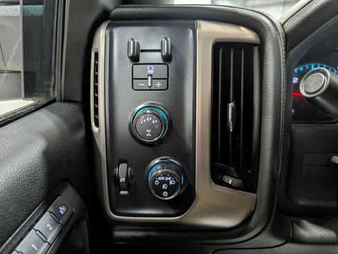 Used 2018 GMC Sierra 2500 Denali image 26