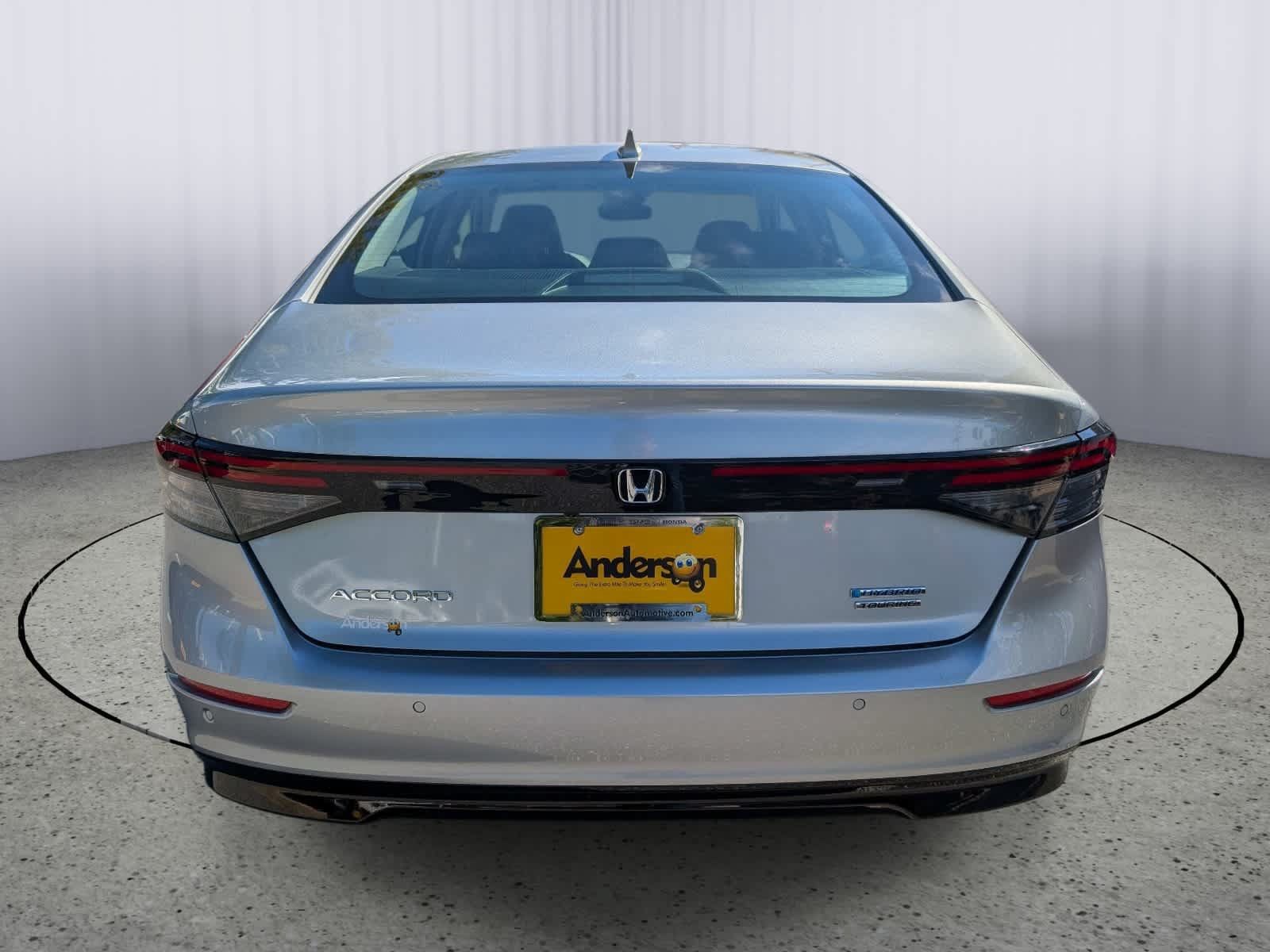 Used 2024 Honda Accord Touring image 4