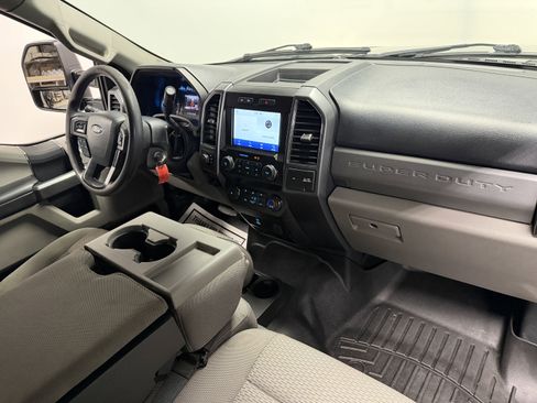Used 2022 Ford F250 XLT w/ XLT Value Package image 7