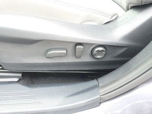 Used 2024 Subaru Legacy Limited image 25