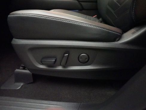 Certified 2023 Nissan Pathfinder Platinum AWD/4WD image 29