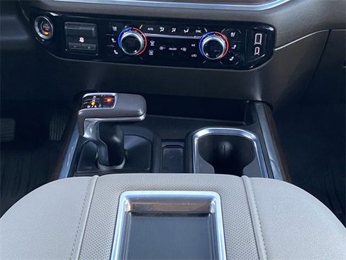 Used 2022 GMC Sierra 1500 SLT w/ SLT Premium Plus Package image 9