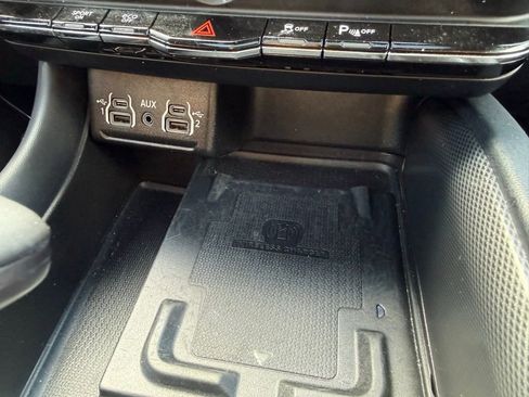 Certified 2023 Dodge Durango R/T RWD image 23