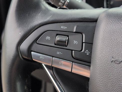 Certified 2024 Cadillac XT6 Luxury FWD image 32