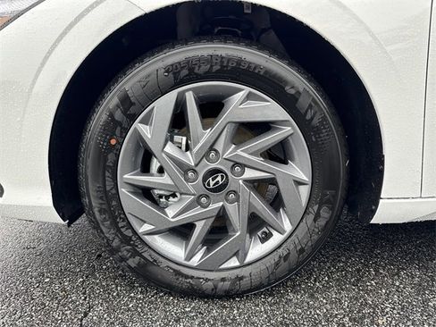 New 2026 Hyundai Elantra Blue image 11
