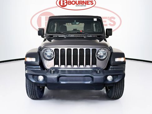Used 2022 Jeep Wrangler Unlimited Sport w/ Sun And Sound Package AWD/4WD image 6