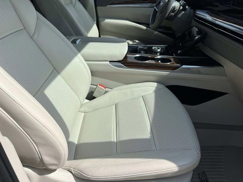 Certified 2025 Cadillac Escalade Sport Platinum image 25