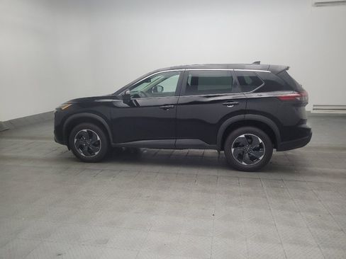 Used 2025 Nissan Rogue SV AWD/4WD image 3