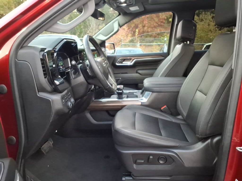 Certified 2023 Chevrolet Silverado 1500 RST AWD/4WD image 11