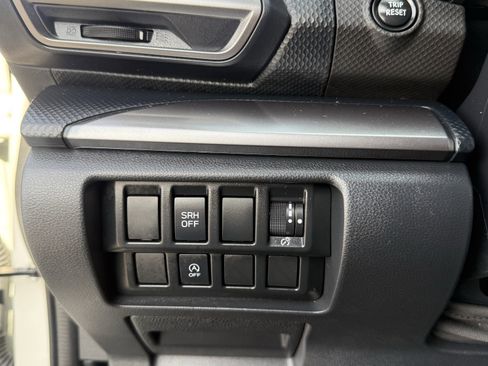 Used 2022 Subaru Forester Premium w/ Popular Package #1 image 25