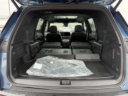 New 2026 Chevrolet Traverse LT w/ Sun and Wheel Package image 28