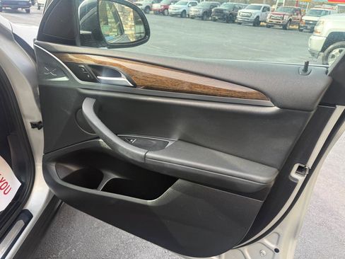 Used 2019 BMW X3 sDrive30i image 14