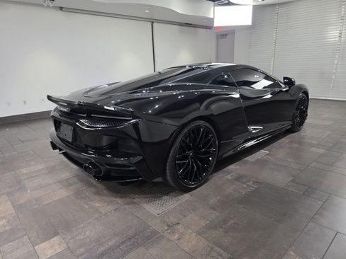 Used 2023 McLaren GT RWD image 24