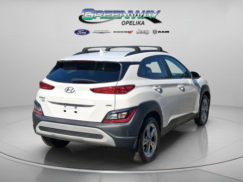 Used 2023 Hyundai Kona SEL AWD/4WD image 3