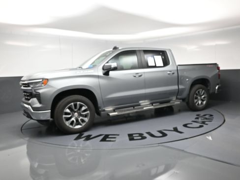 Used 2026 Chevrolet Silverado 1500 LT AWD/4WD image 6