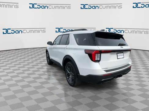 New 2026 Ford Explorer ST-Line w/ ST-Line Street Pack AWD/4WD image 6