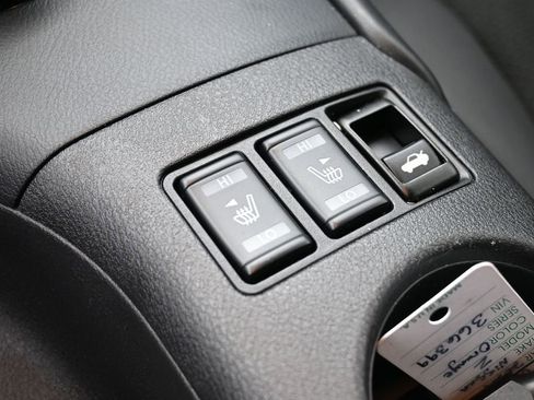 Used 2024 Nissan Z Performance w/ Heritage Edition RWD image 29