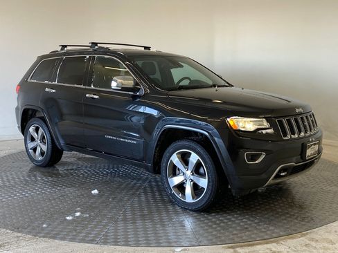 Used 2015 Jeep Grand Cherokee Overland w/ Advanced Technology Group image 7