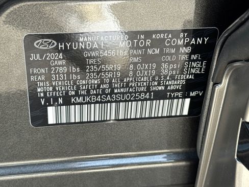 Used 2025 Genesis GV60 RWD image 31