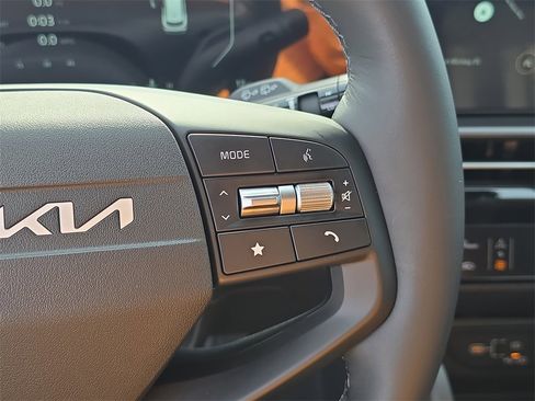 New 2026 Kia Sportage SX image 36