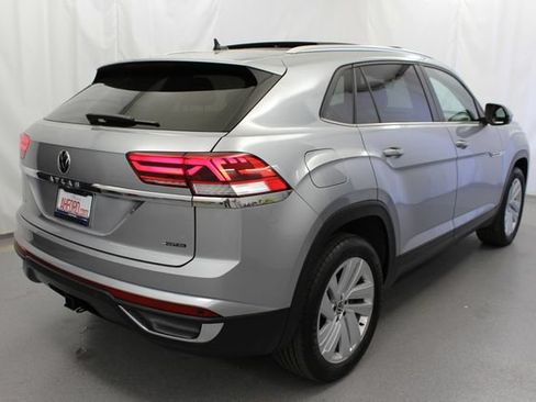 Used 2023 Volkswagen Atlas Cross Sport SE w/ Panoramic Sunroof Package AWD/4WD image 10