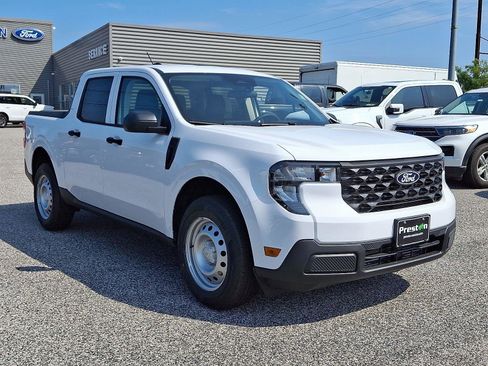 New 2025 Ford Maverick XL w/ Equipment Group 102A image 2