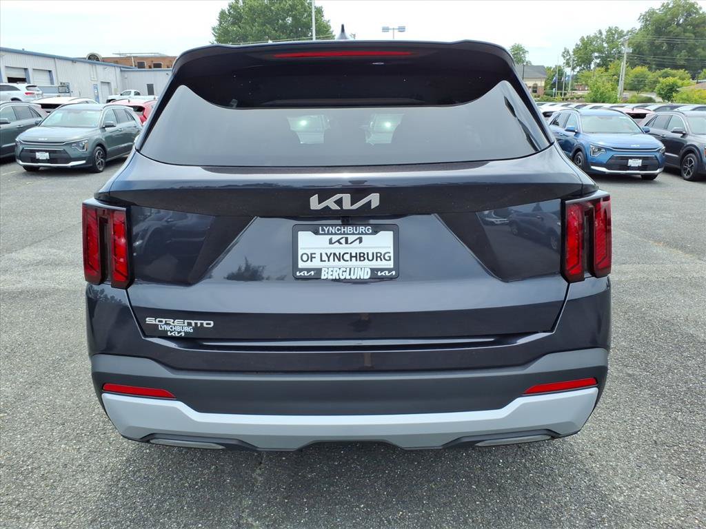 New 2026 Kia Sorento LX FWD image 5