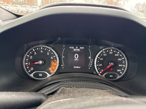 Used 2018 Jeep Renegade Latitude image 17