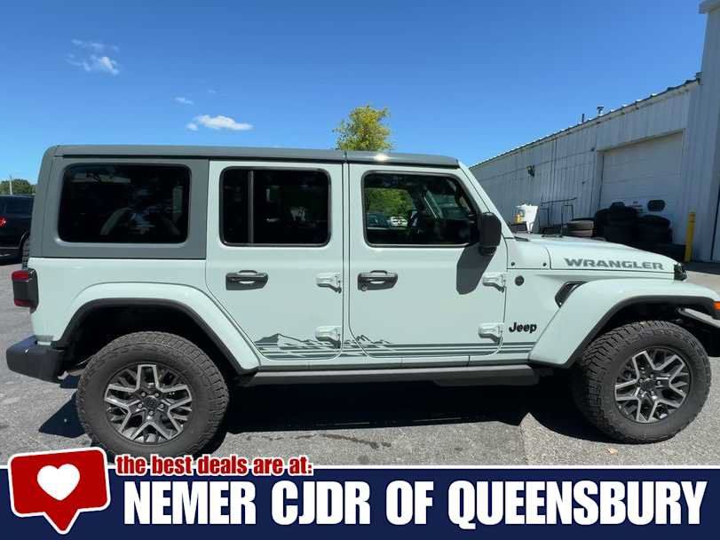 New 2026 Jeep Wrangler Unlimited Sahara w/ Rockslide Package AWD/4WD image 9
