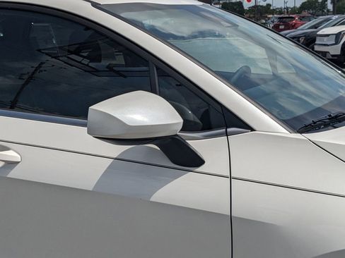 Used 2024 Kia Sportage LX image 11