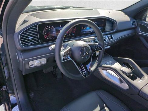 Used 2026 Mercedes-Benz GLE 350 4MATIC image 3