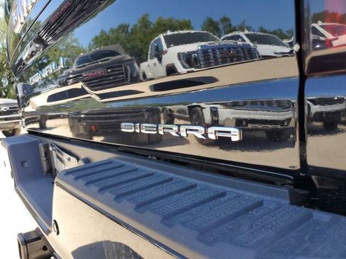 New 2026 GMC Sierra 2500 Denali w/ Denali Reserve Package AWD/4WD image 8