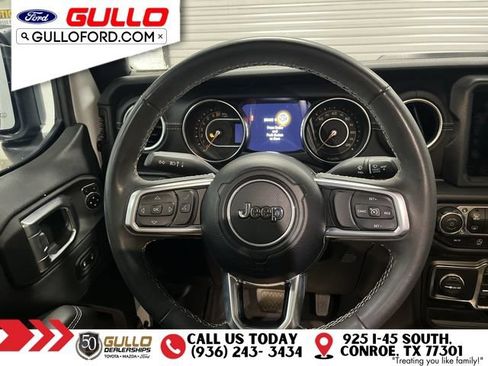 Used 2023 Jeep Gladiator Overland w/ Popular Equipment Package AWD/4WD image 13