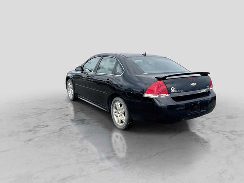 Used 2011 Chevrolet Impala LT FWD image 18