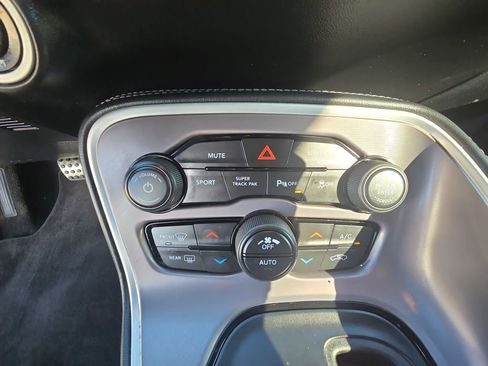 Used 2022 Dodge Challenger GT w/ Plus Package image 24