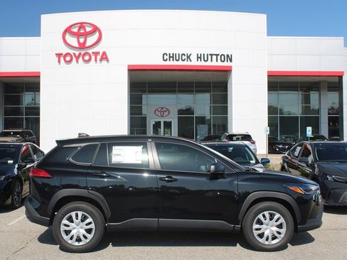 Used 2026 Toyota Corolla Cross L image 17