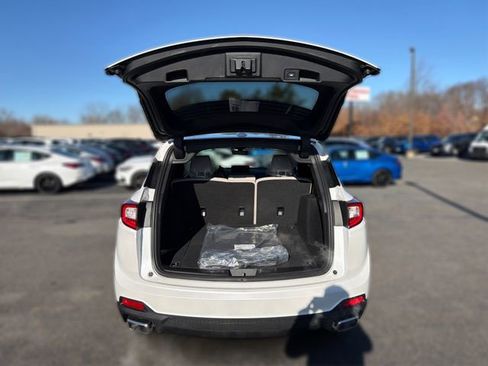 New 2026 Acura RDX SH-AWD image 13